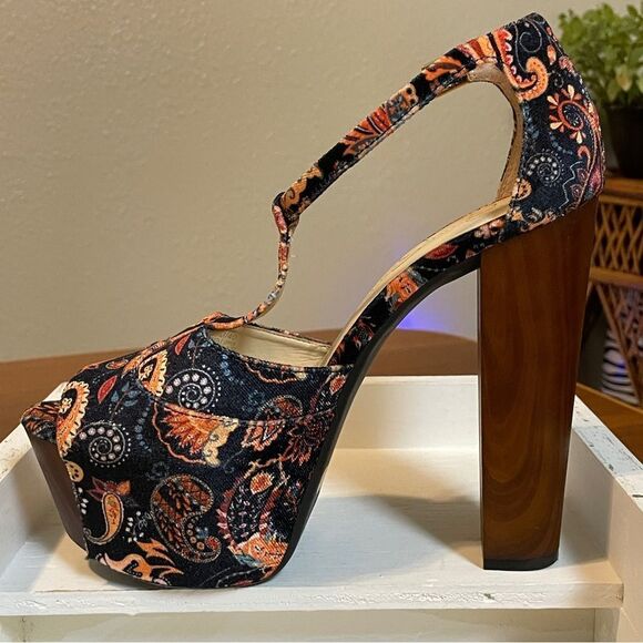 Jessica Simpson The Dany Paisley Print Platform Block Heel T-Strap Sandals 9 - Picture 4 of 16
